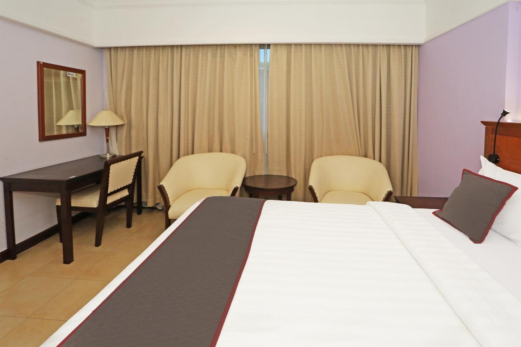 Collection O 91898 Series Hotel Kuningan Джакарта Екстериор снимка
