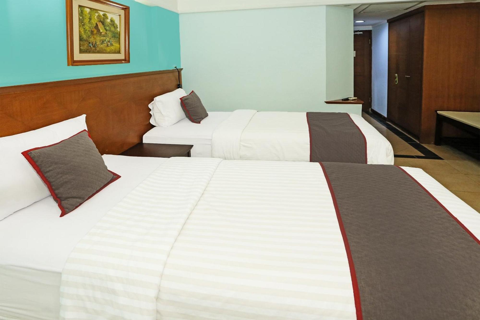 Collection O 91898 Series Hotel Kuningan Джакарта Екстериор снимка