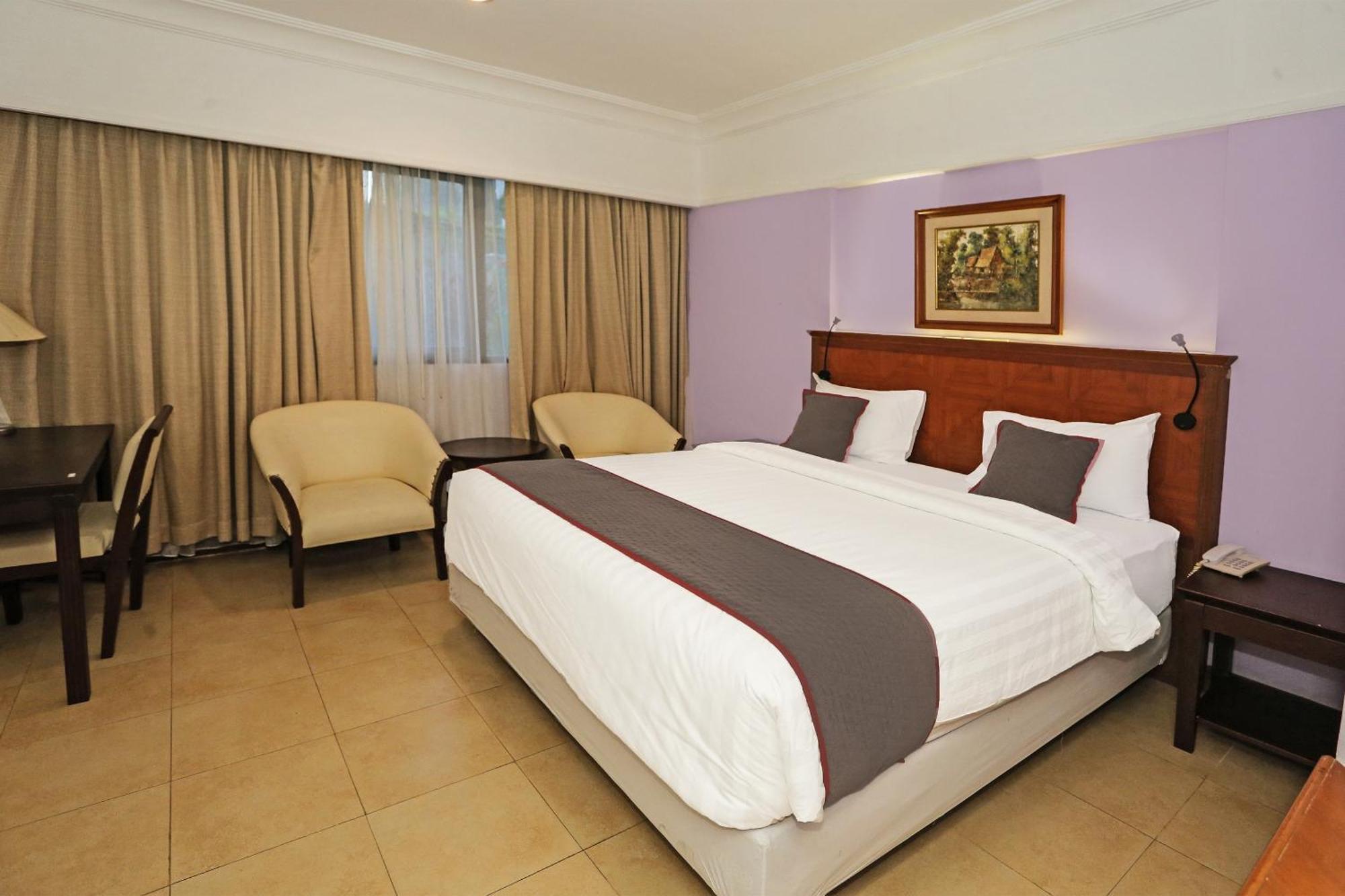 Collection O 91898 Series Hotel Kuningan Джакарта Екстериор снимка