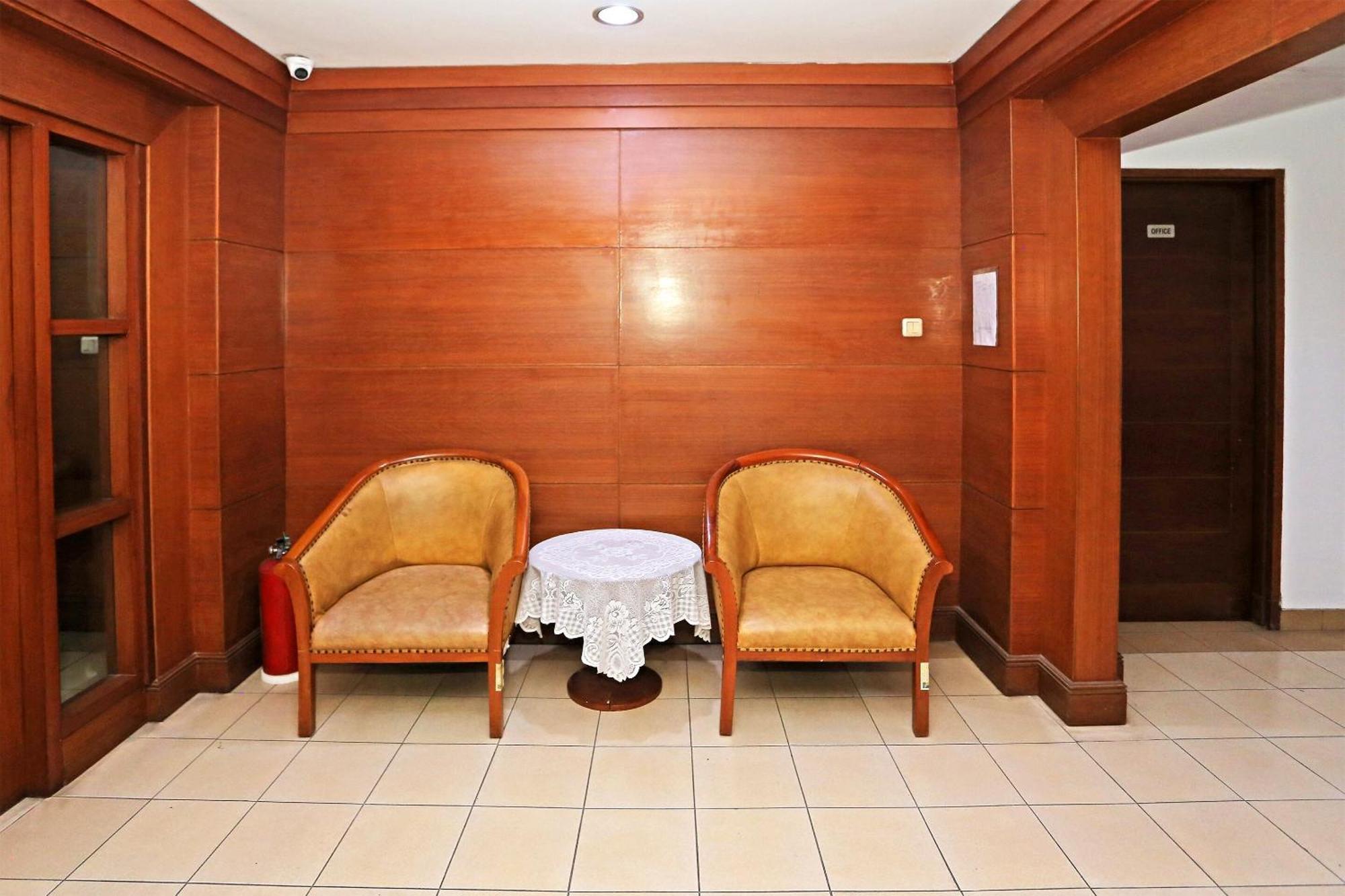Collection O 91898 Series Hotel Kuningan Джакарта Екстериор снимка