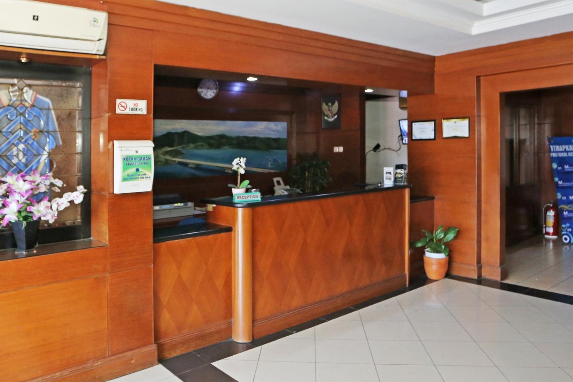 Collection O 91898 Series Hotel Kuningan Джакарта Екстериор снимка