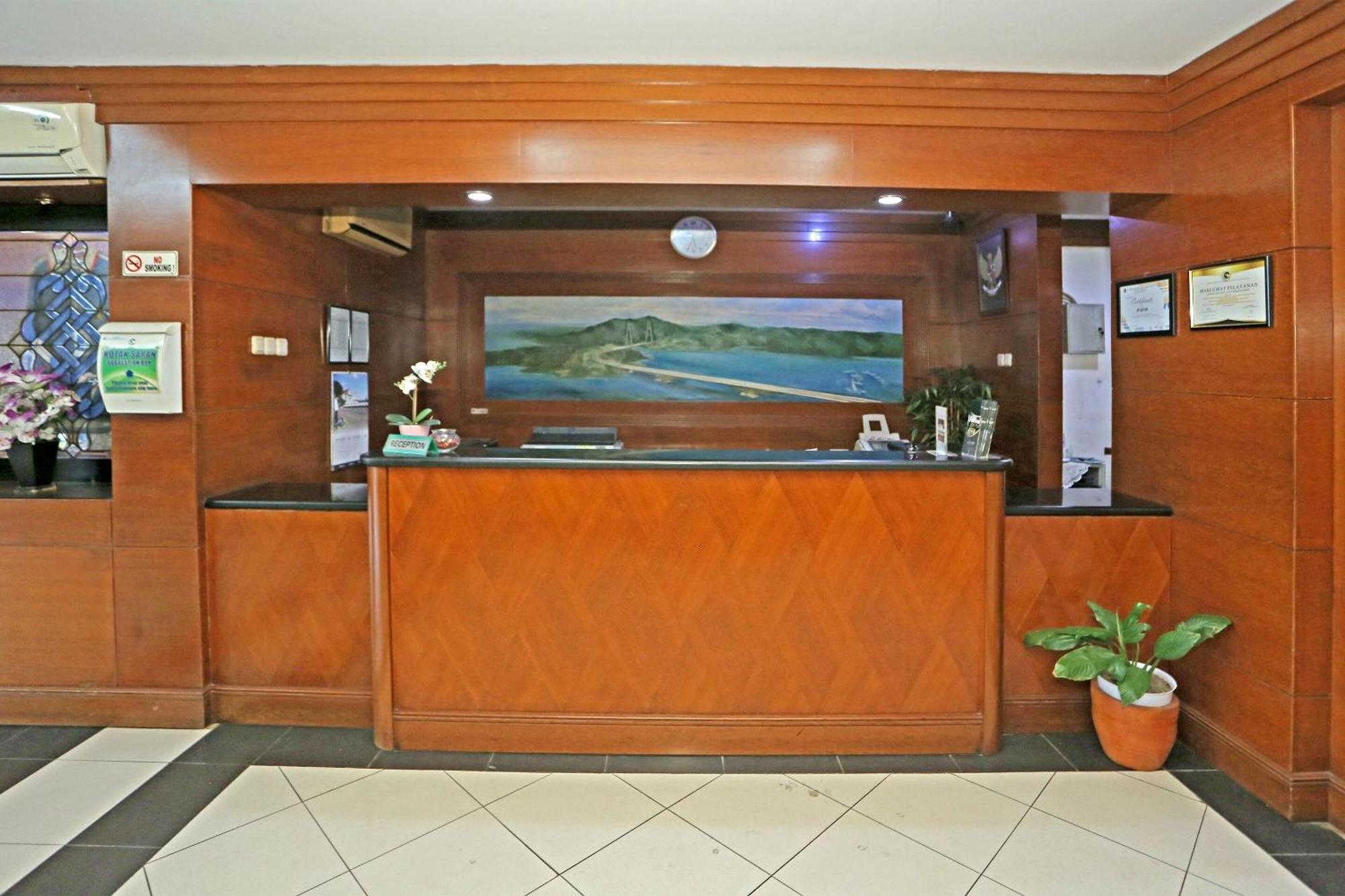 Collection O 91898 Series Hotel Kuningan Джакарта Екстериор снимка